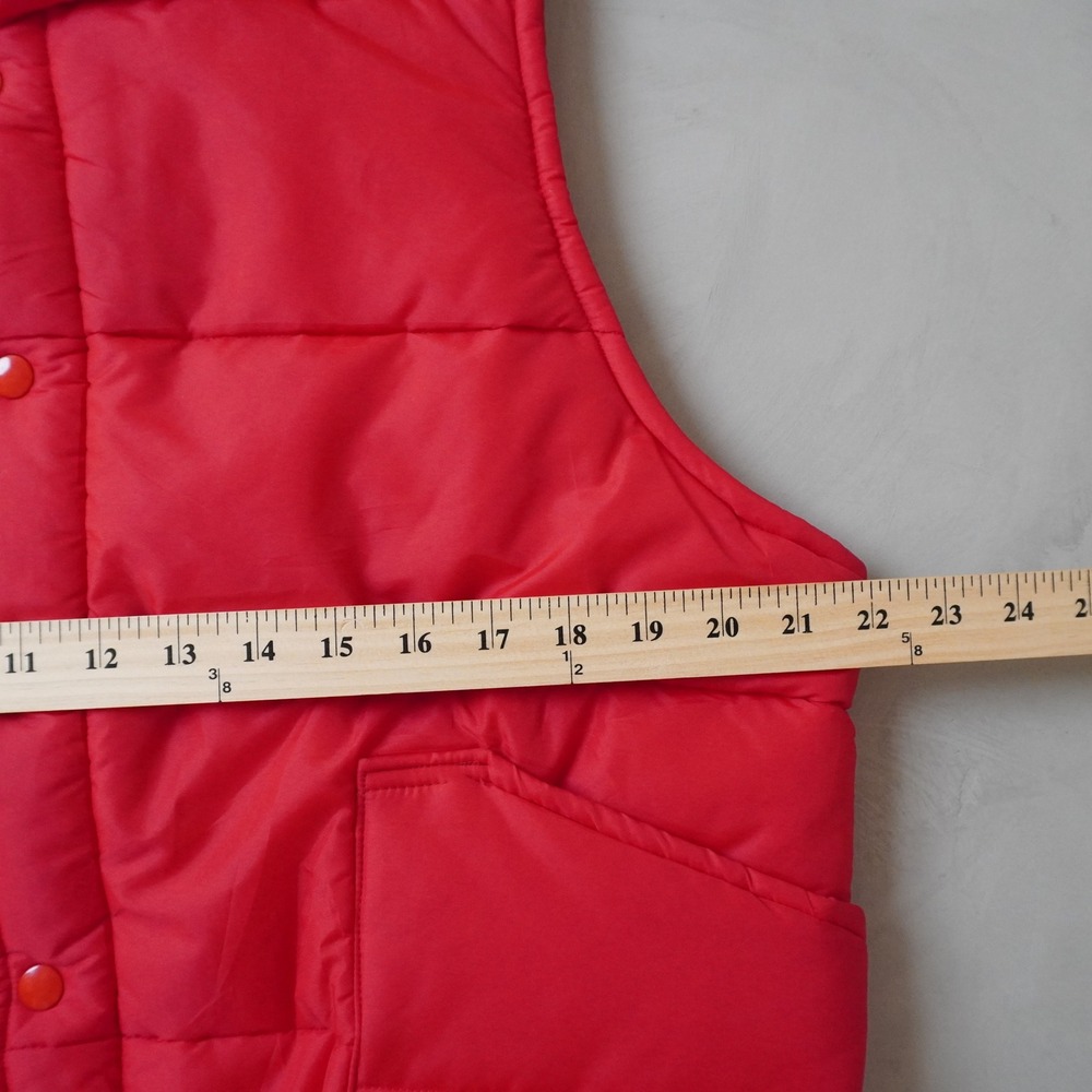 Vintage Warwick Puffer Vest Medium Mens 80s Red Nylon Quilted Made in USA - Picture 7 of 8